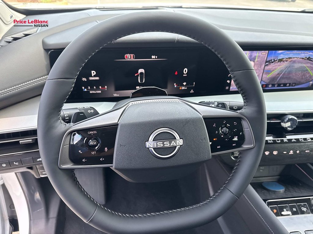 New 2026 Everest White Pearl TriCoat / Super Black Two-tone Nissan Platinum image 16