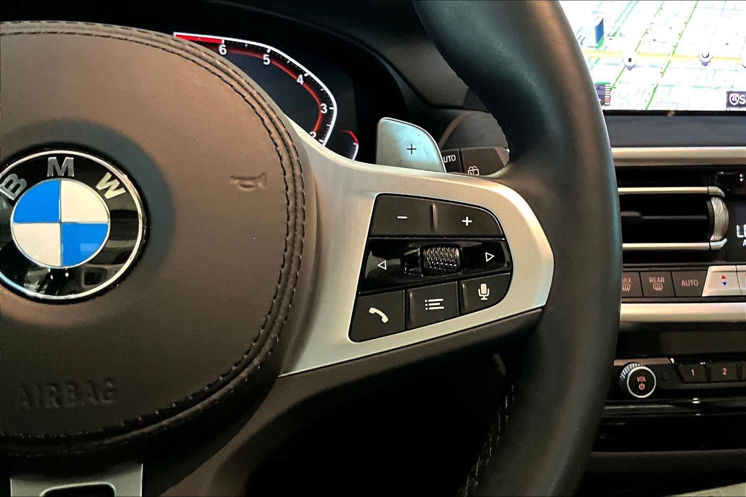 Used 2024 Dark Graphite Metallic BMW xDrive30i image 24