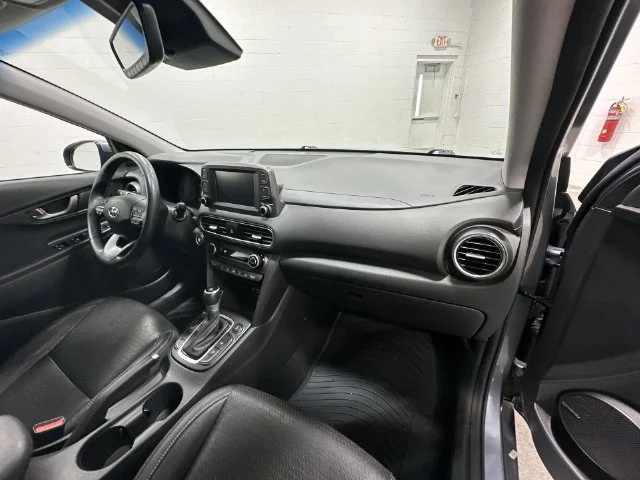 Used 2021 Silver Hyundai Limited image 17