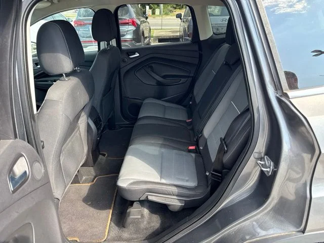 Used 2014 Gray Ford SE image 11