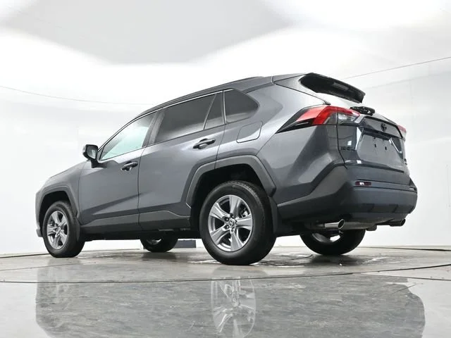 Used 2022 Magnetic Gray Met Toyota XLE image 30