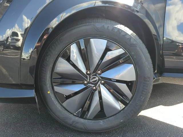 Used 2024 Black Nissan EVOLVE+ image 48