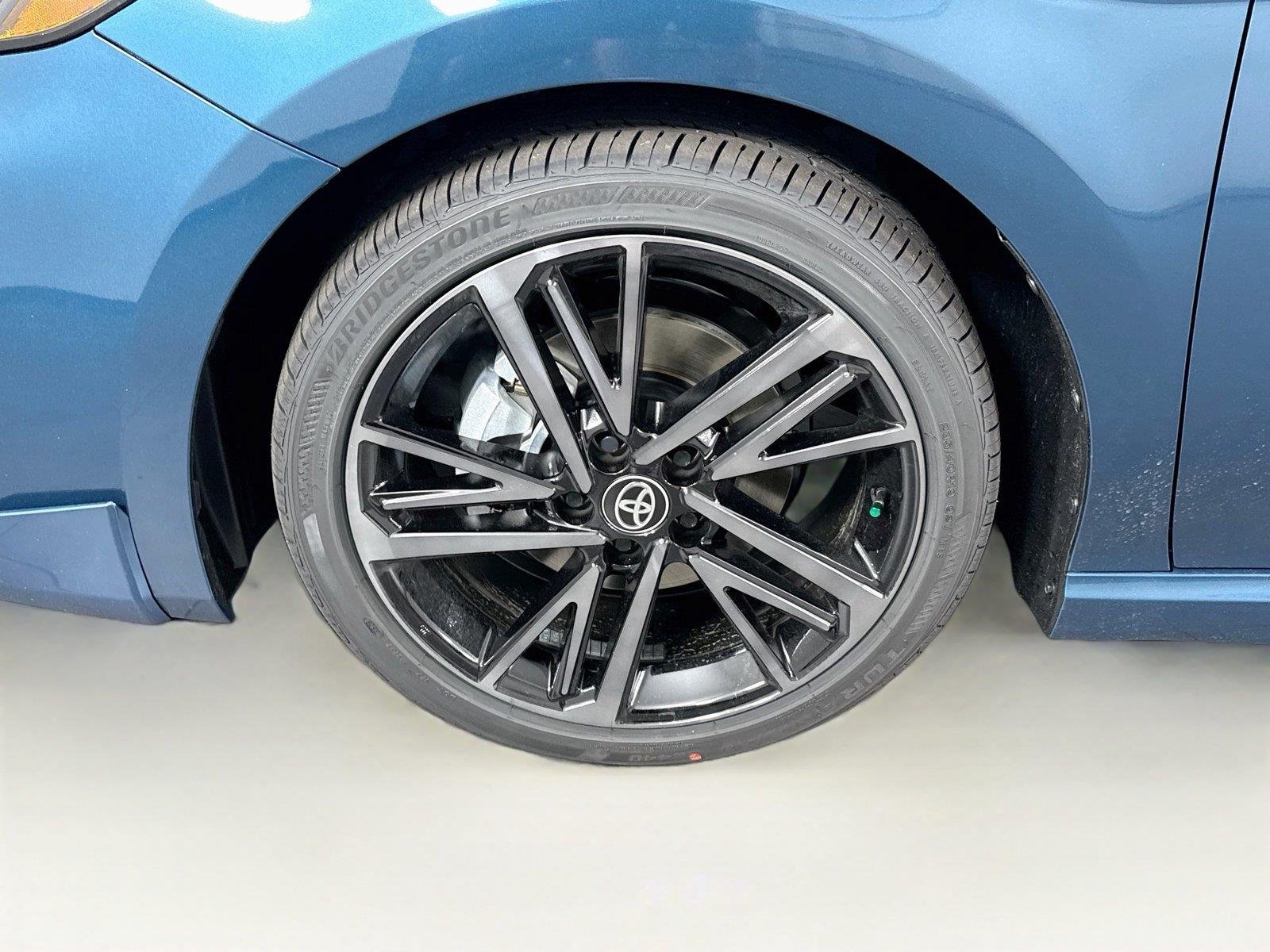 New 2026 Ocean Gem w/Midnight Black Metallic Roof Toyota XSE image 46