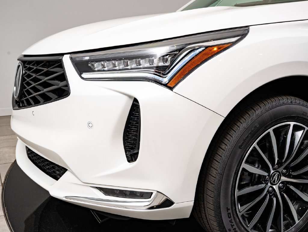 Used 2026 Platinum White Acura Advance Package image 3