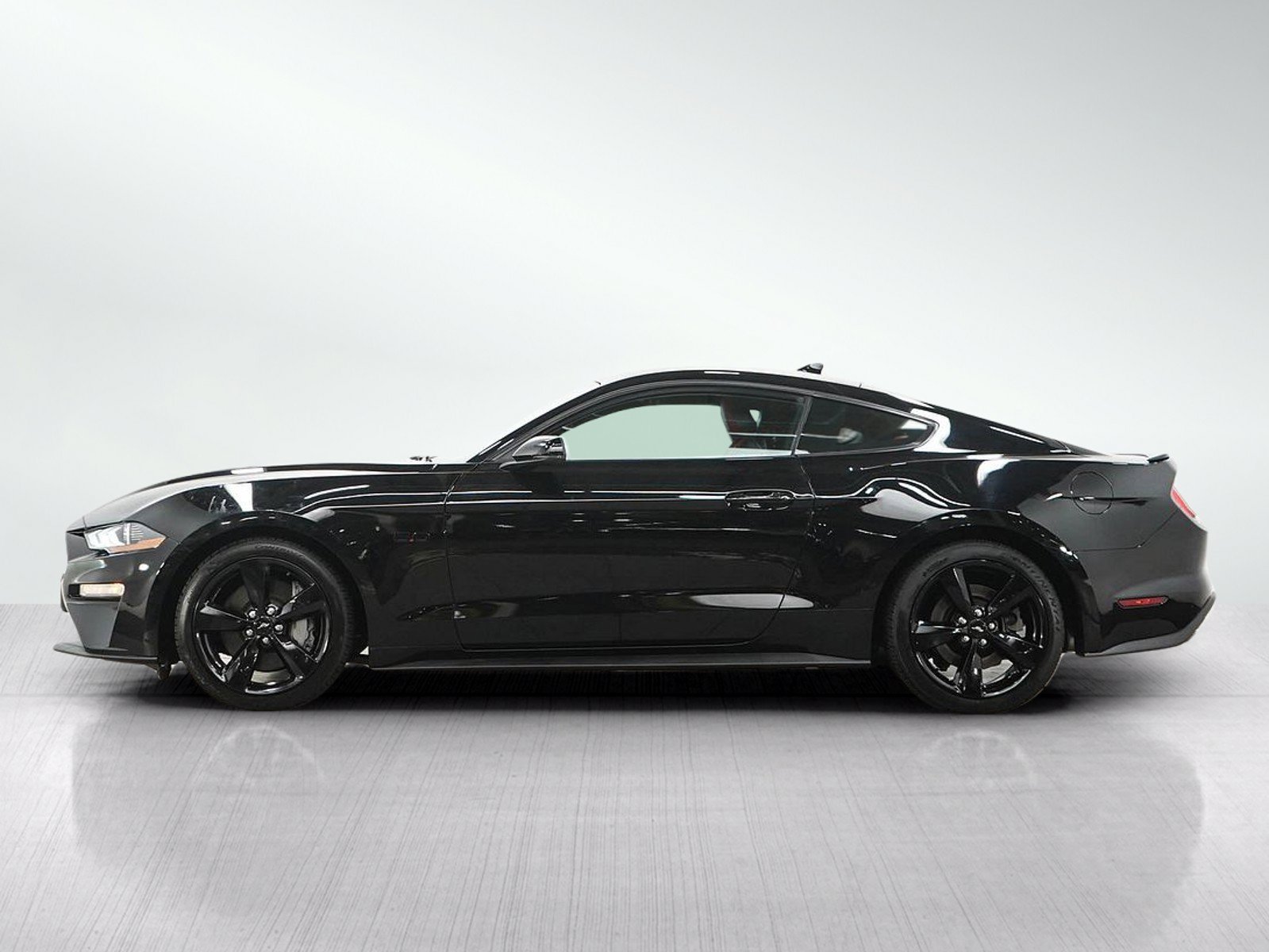 Used 2021 Ford Mustang GT Premium with VIN 1FA6P8CF0M5131190 for sale in Burnsville, Minnesota