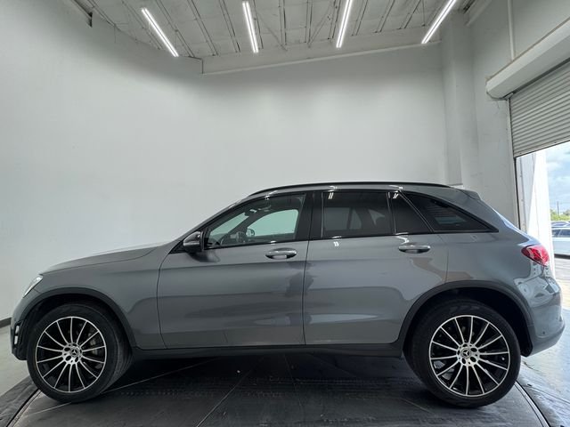 Used 2022 Selenite Gray Metallic Mercedes-Benz GLC 300 image 15