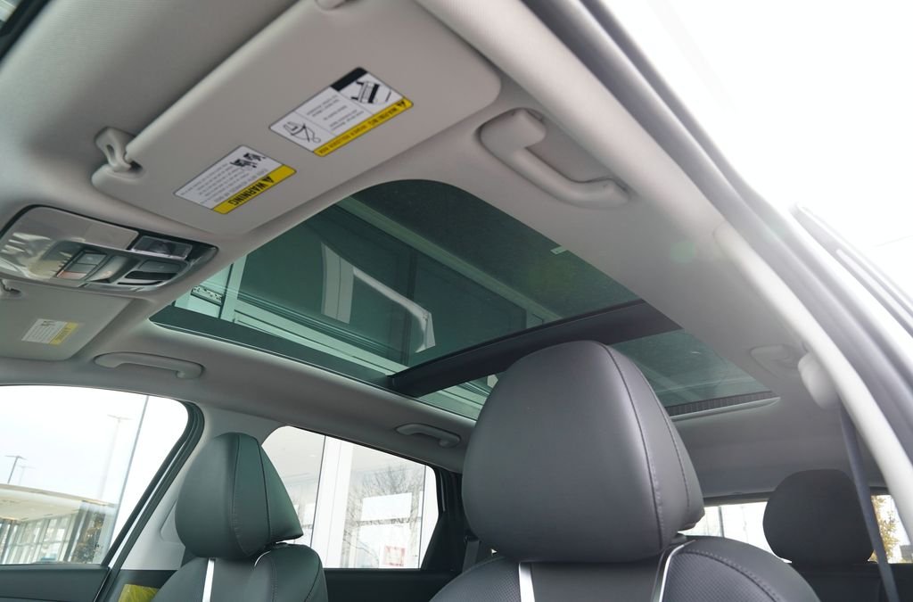 New 2026 Creamy White Pearl Hyundai Limited image 29