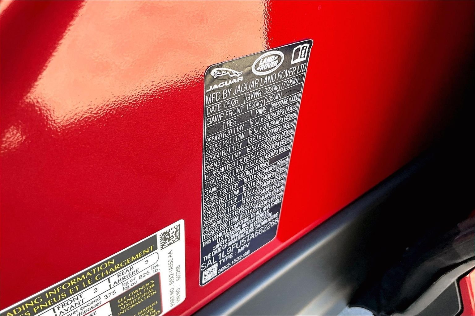 New 2026 Firenze Red Land Rover Dynamic SE image 13