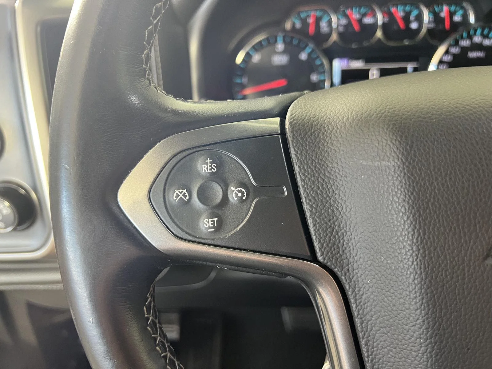Used 2015 Deep Ocean Blue Metallic Chevrolet LTZ image 12
