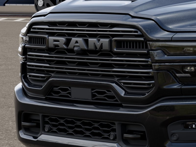 New 2026 Diamond Black Crystal Pearl-Coat Exterior Paint RAM LARAMIE image 7