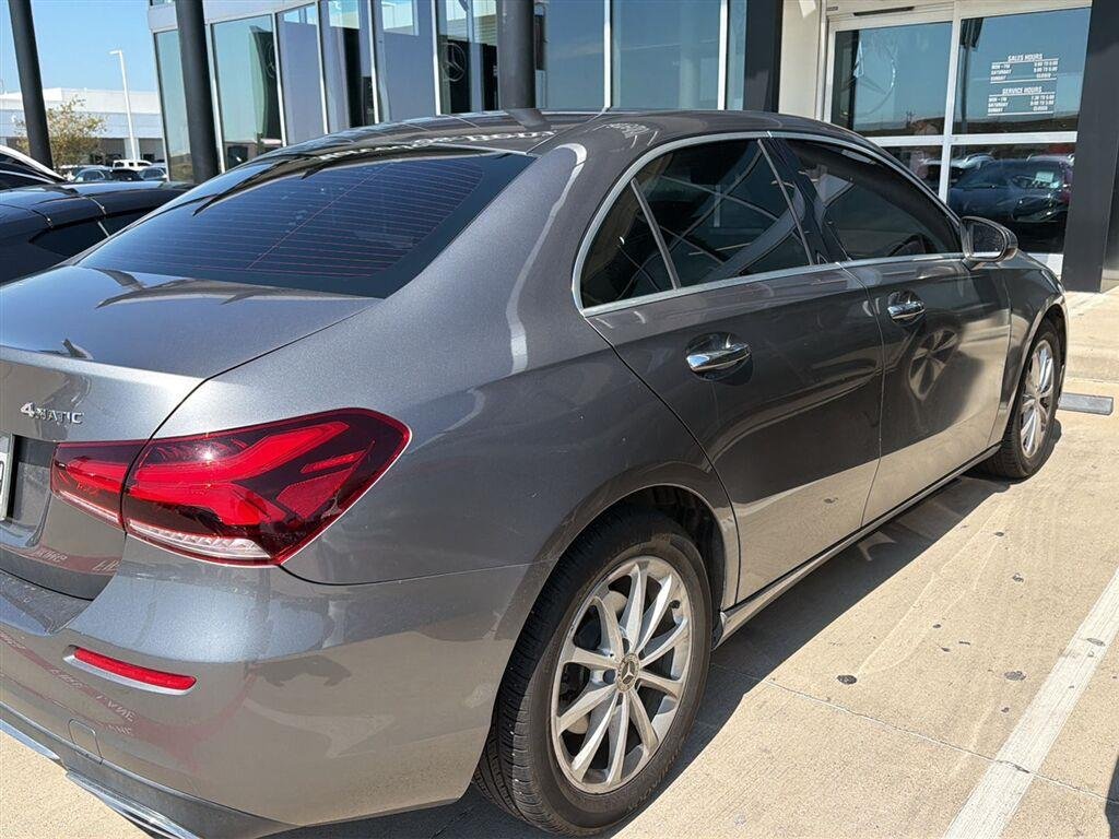 Used 2021 MOUNTAIN GRAY MERCEDES-BENZ A 220 4MATIC® image 3