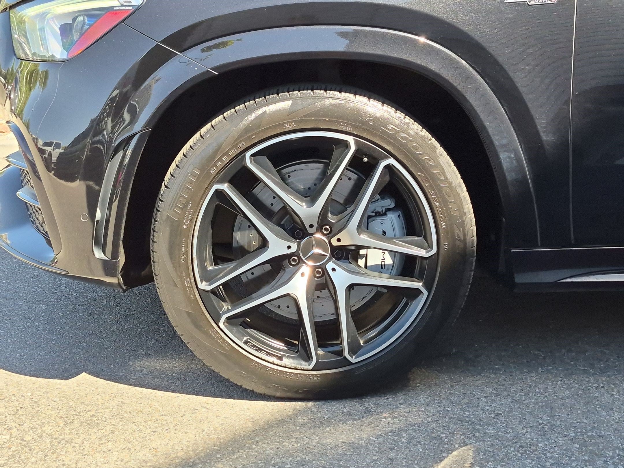 Used 2021 Obsidian Black Metallic Mercedes-Benz AMG® GLE 53 image 11