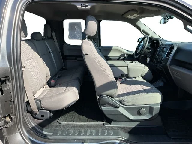 Used 2015  Ford XLT image 15