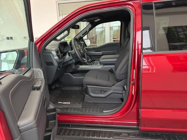 New 2026 Ruby Red Metallic Tinted Clearcoat Ford XLT image 20
