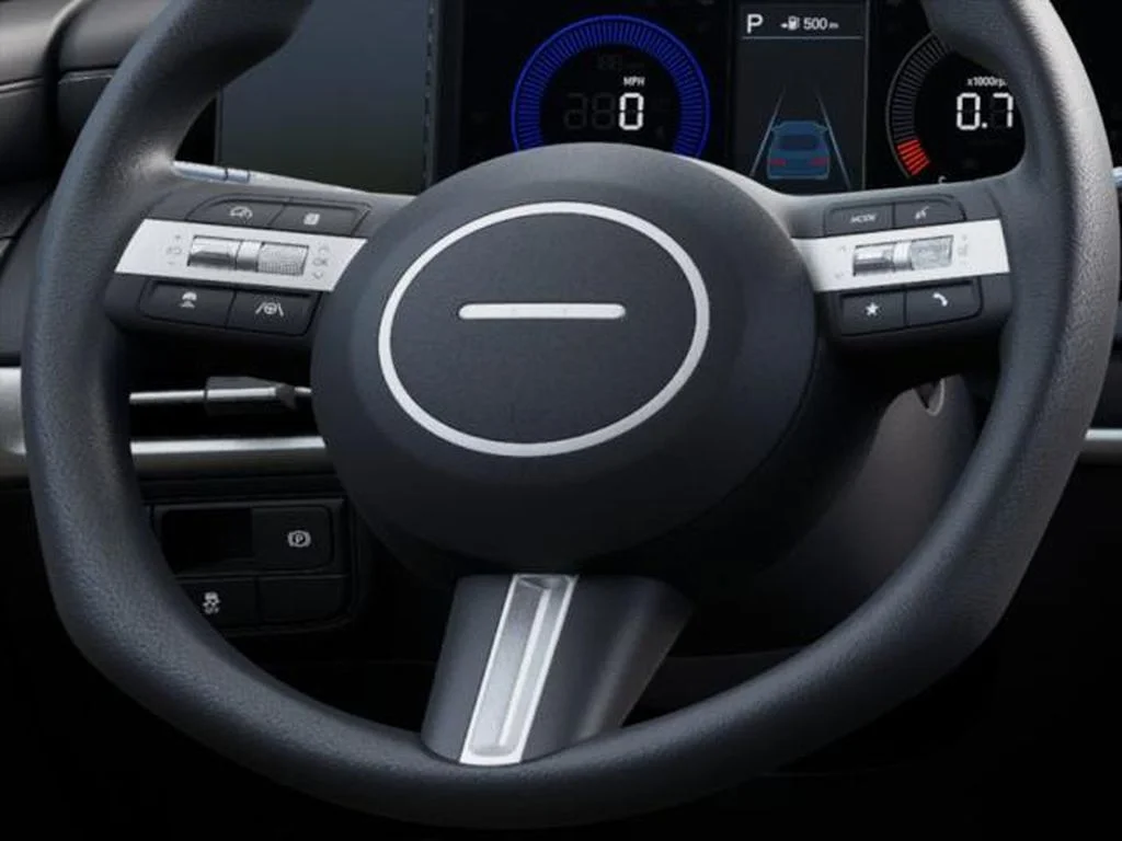 New 2026 Shimmering Silver Hyundai SEL image 15