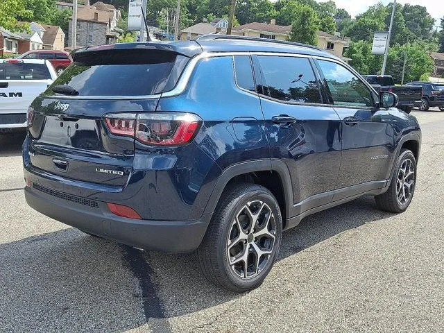 New 2026 Fathom Blue Pearl-Coat Exterior Paint Jeep Limited image 4