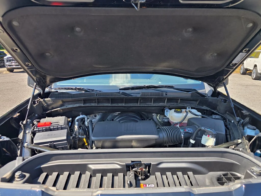 Used 2023 Black GMC Elevation image 20