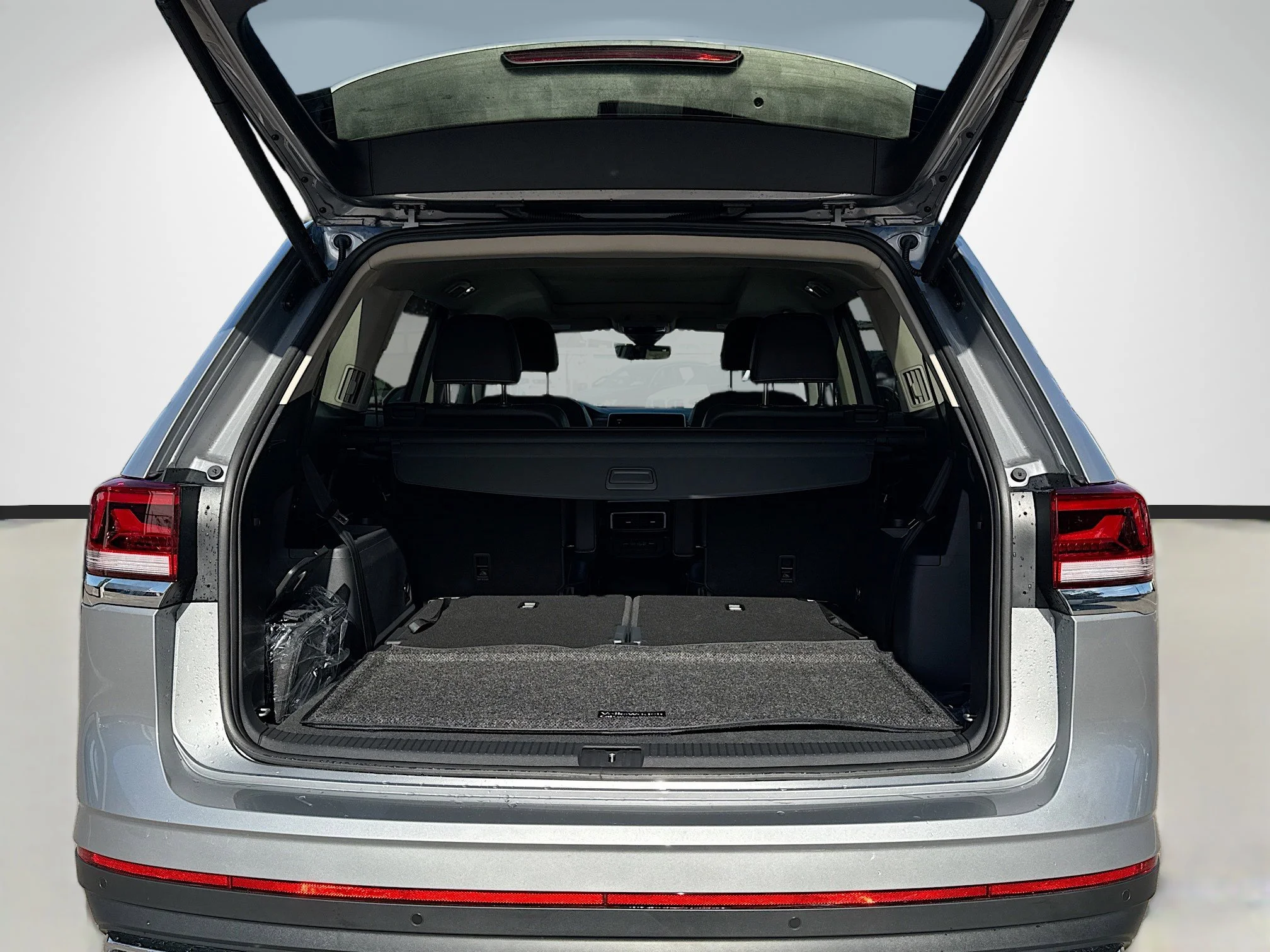 New 2026 Mist Volkswagen 2.0T SE w/Technology image 11