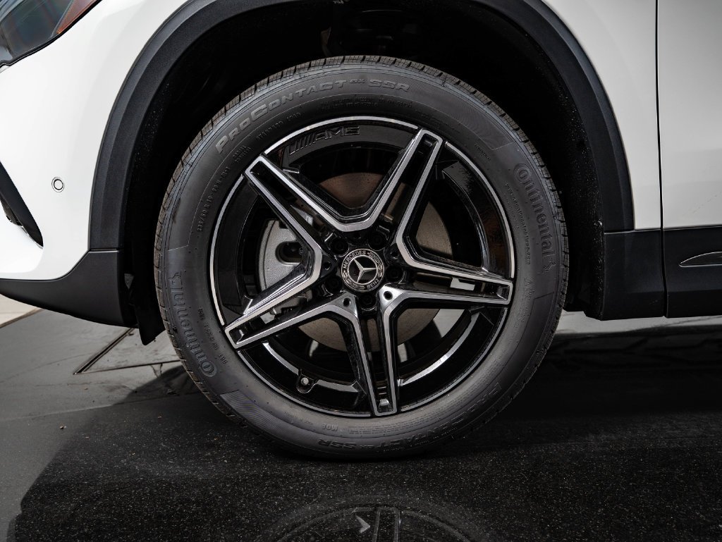 New 2026 Polar White Mercedes-Benz GLA 250 image 13