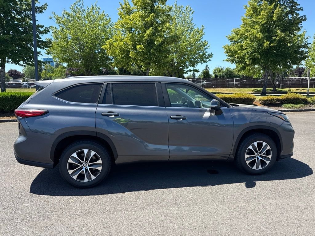 Used 2023 Magnetic Gray Metallic Toyota XLE image 8