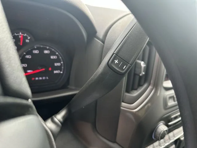 Used 2025 Blue Chevrolet Custom image 18