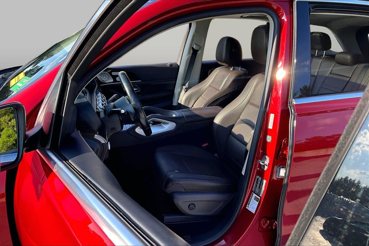 Used 2022 MANUFAKTUR Cardinal Red Metallic Mercedes-Benz GLE 350 image 8