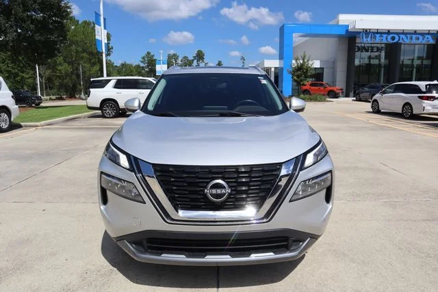Used 2023 Brilliant Silver Metallic Nissan SL image 7
