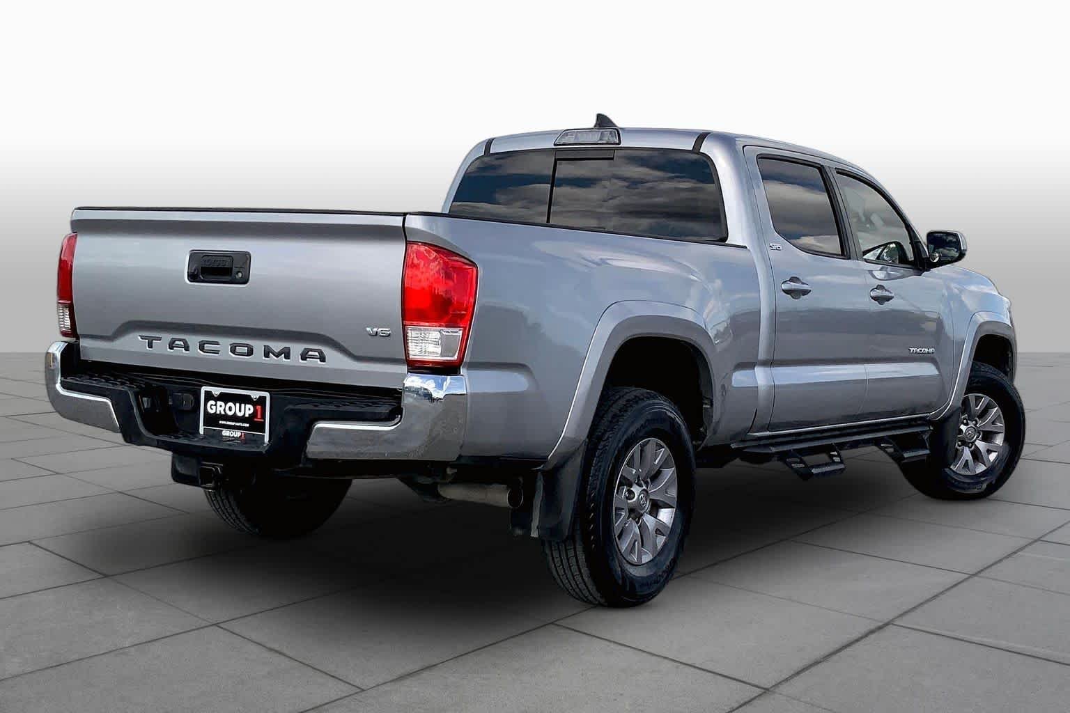 Used 2019 Silver Sky Metallic Toyota SR5 image 13