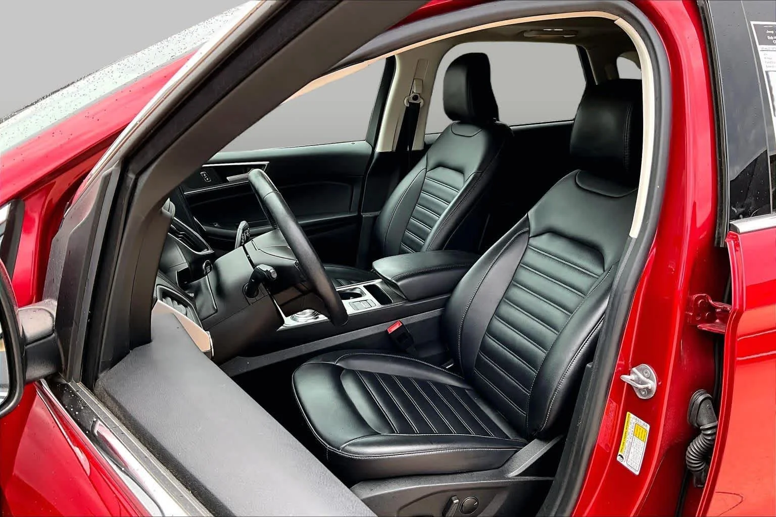 Used 2022 Rapid Red Metallic Tinted Clearcoat Ford SEL image 8