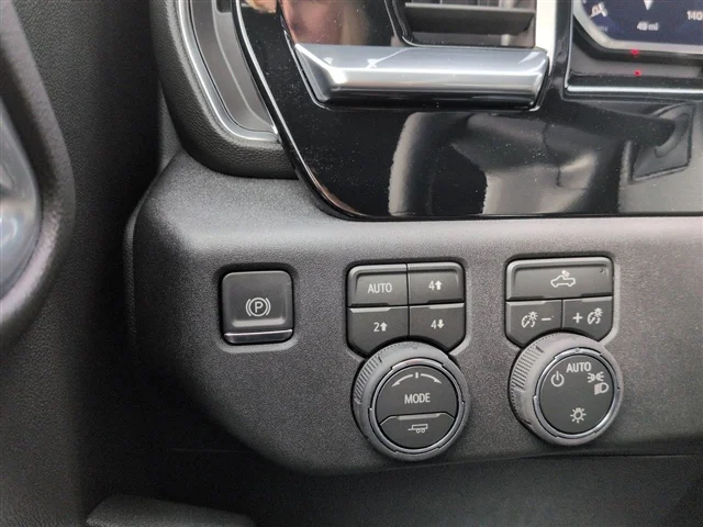 2026 Chevrolet Silverado 1500 LT - Photo 42