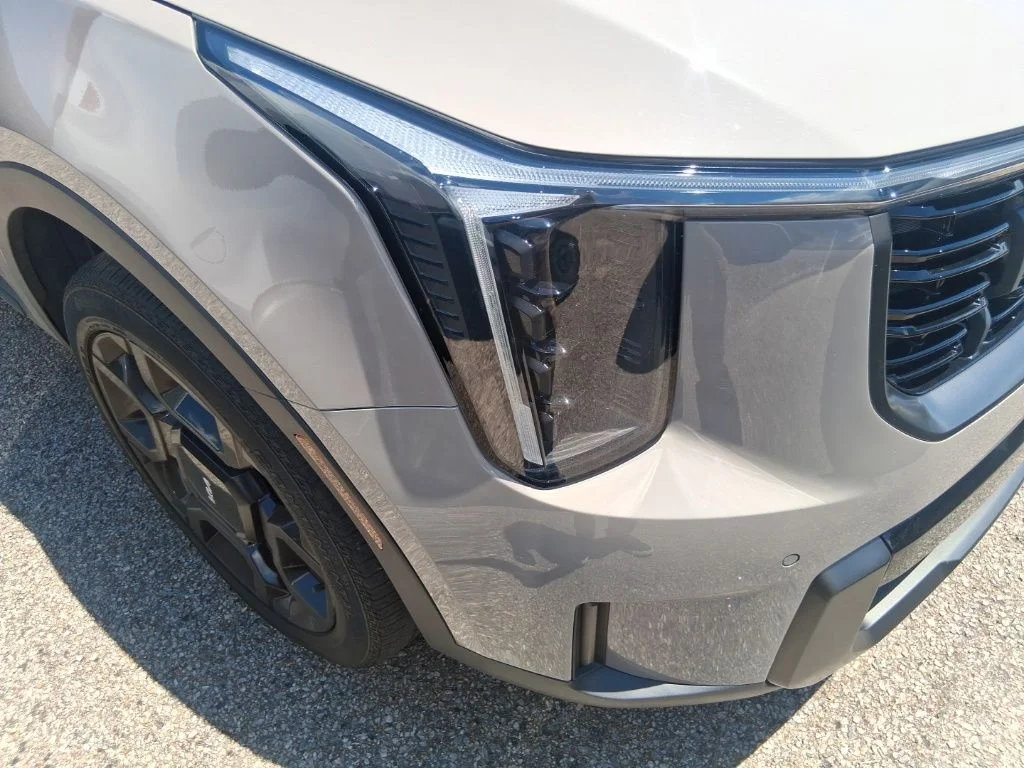 Used 2024 Brown Kia X-Line EX image 15