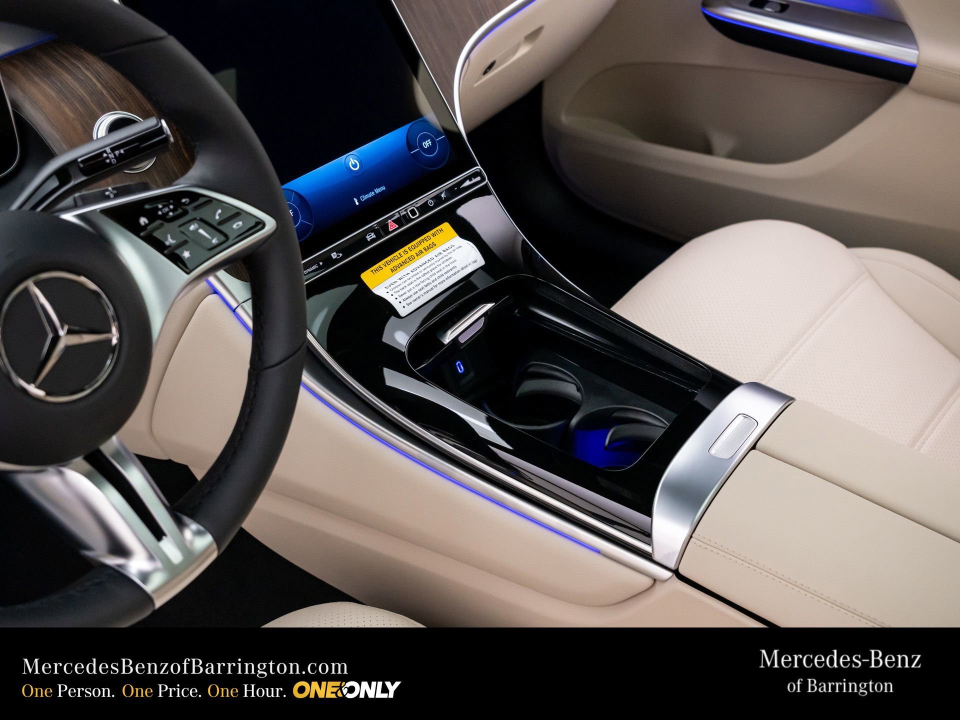 New 2026 MANUFAKTUR Moonlight White Metallic Mercedes-Benz GLC 300 image 61