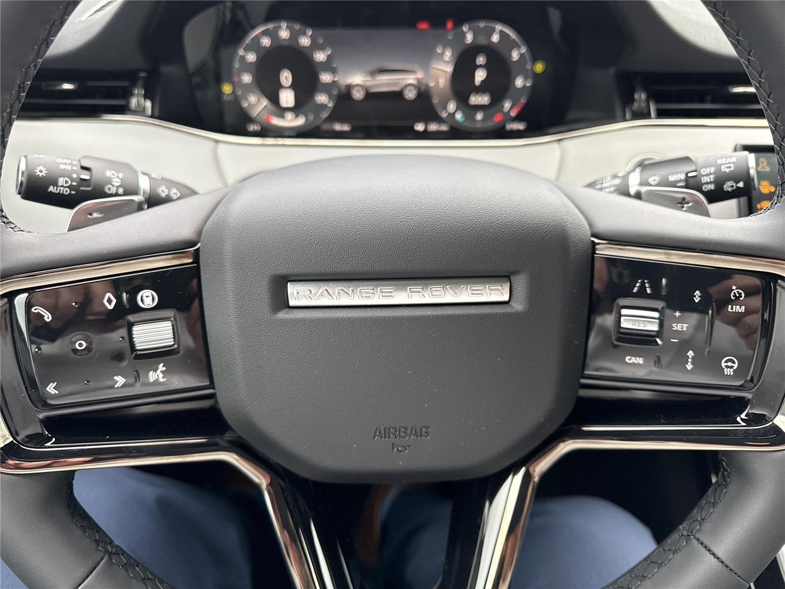 2026 Land Rover Range Rover Evoque Dynamic SE - Photo 12