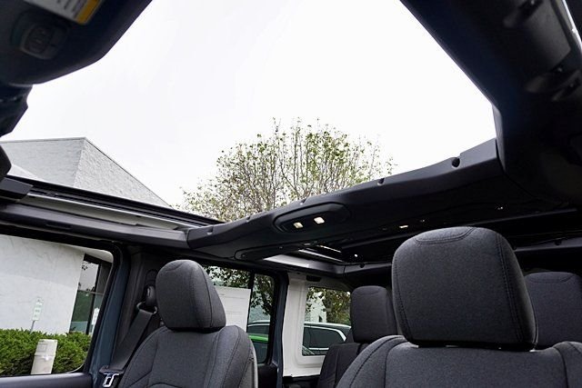 New 2026 Anvil Clear-Coat Exterior Paint Jeep Sport S image 14