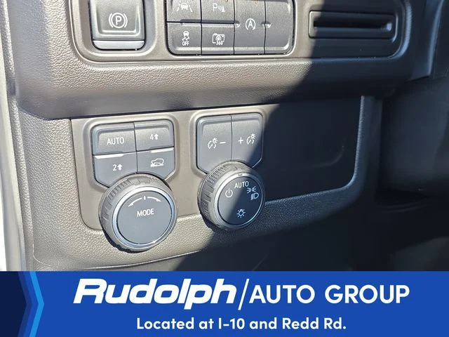 Used 2024 Pearl Chevrolet RST image 13