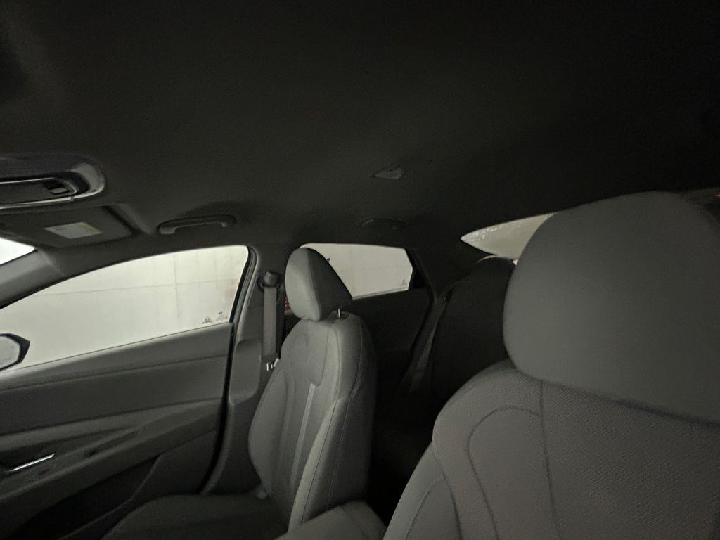 Used 2023 Silver Hyundai SE image 25