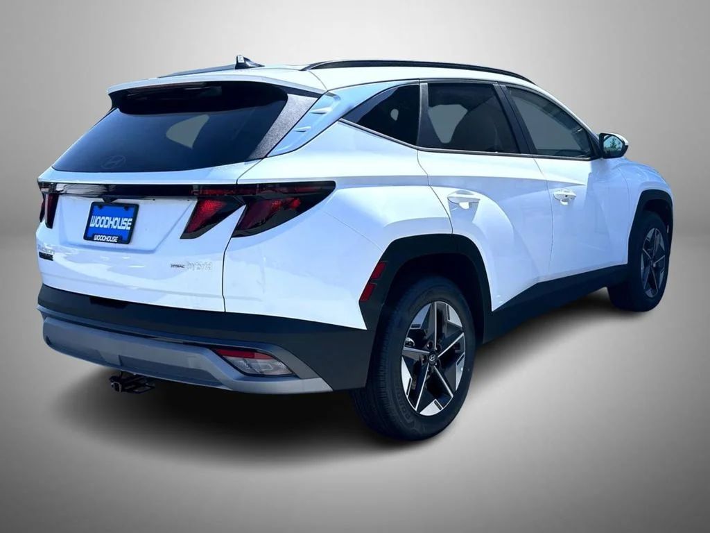 New 2026 White Hyundai SEL image 5