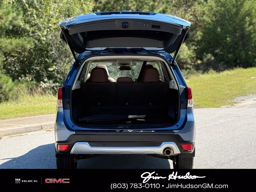 Used 2020 Blue Subaru Touring image 17