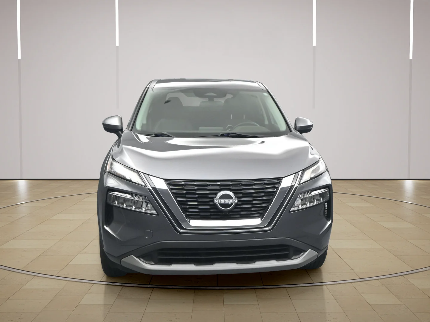 Certified Used 2022 Gun Metallic Nissan SV image 2