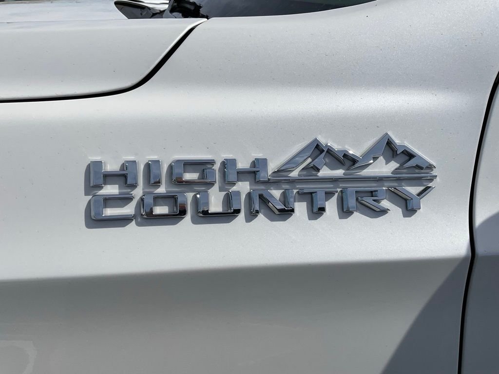 Used 2023 Beige Chevrolet High Country image 28