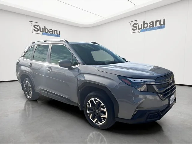 2025 Subaru Forester Premium's photo