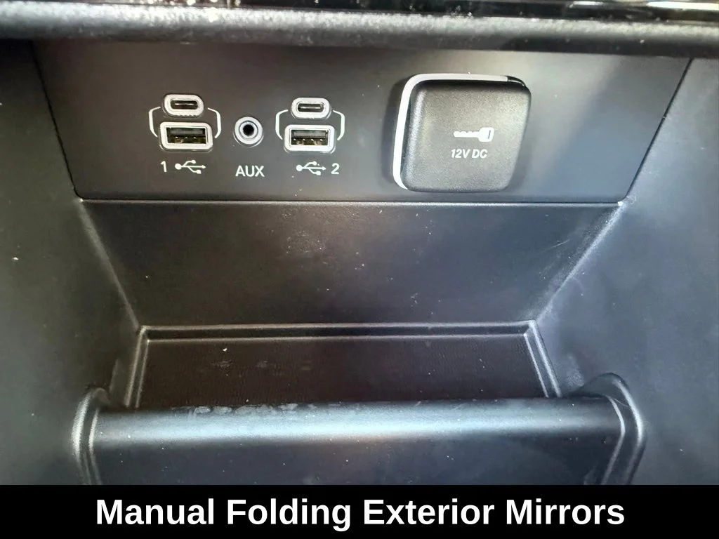 New 2026 Diamond Black Crystal Pearl-Coat Exterior Paint Jeep Laredo image 15