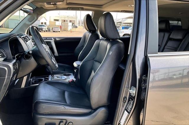 Certified Used 2022 MAGNETIC GRAY MET. Toyota  image 7