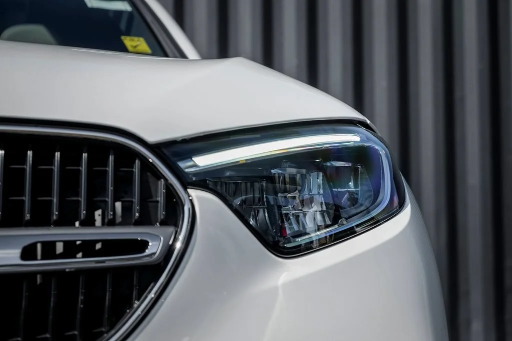 New 2027 Polar White Mercedes-Benz GLC 300 image 39