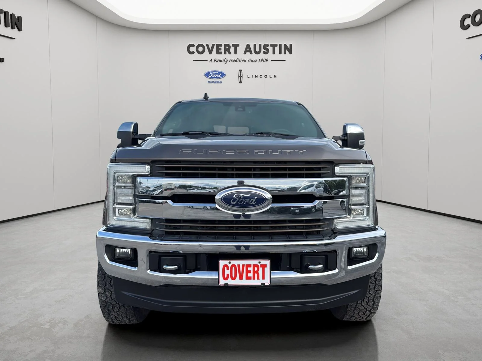 Used 2019 Gray Ford King Ranch image 8