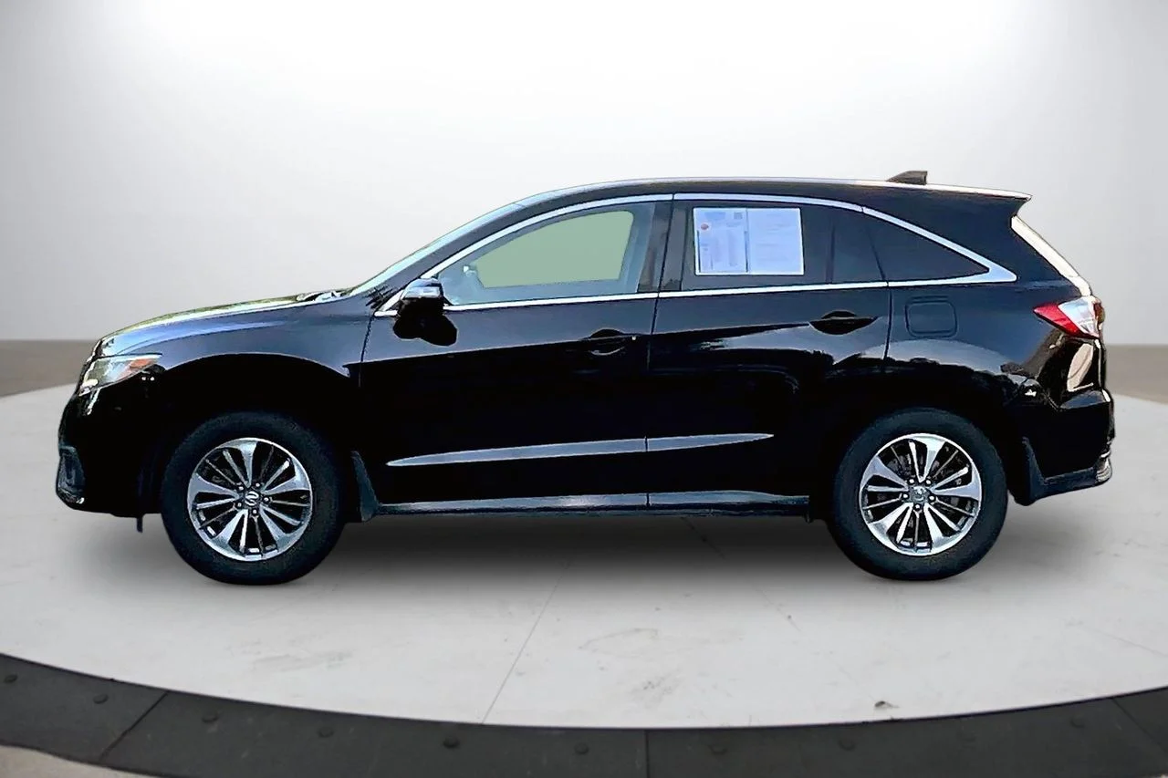 Used 2018  Acura Advance Package image 5