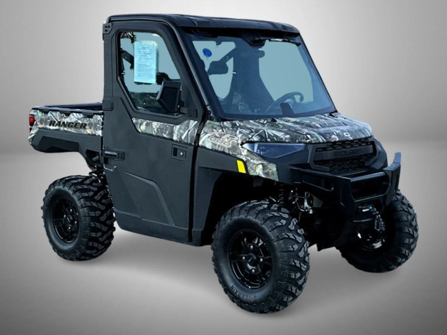 Used 2025 Green Polaris  image 3