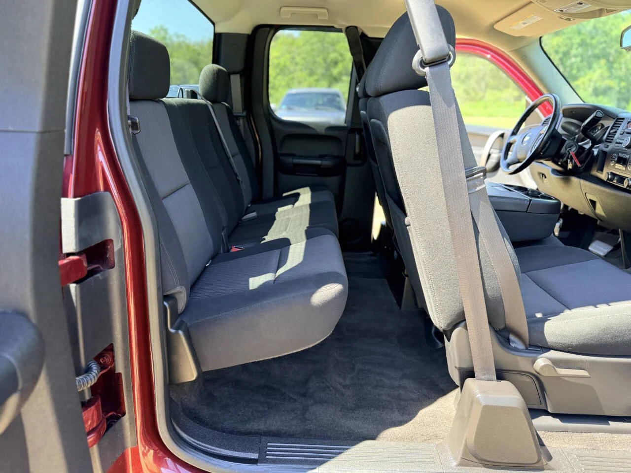Used 2013 Red Chevrolet LT 4x2 4dr Extended Cab 8 ft. LB image 15