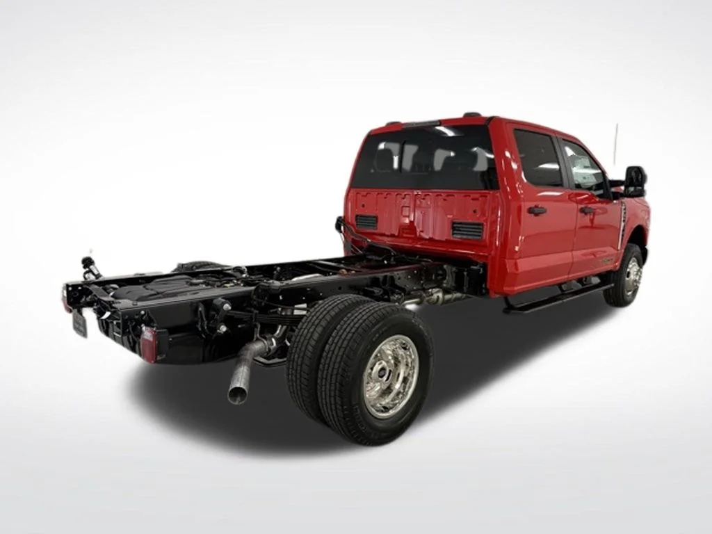 New 2026 Race Red Ford F-350® XL image 6