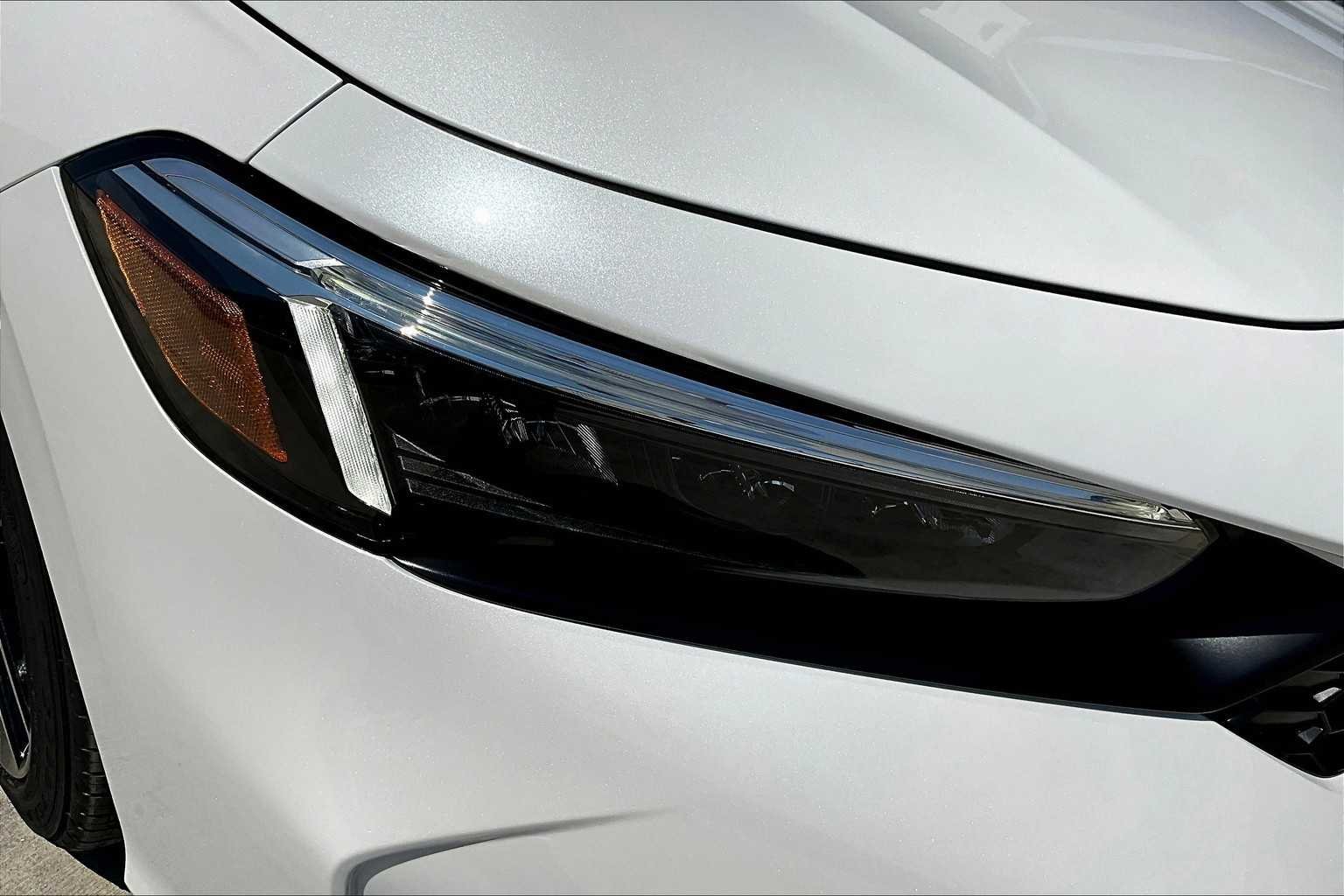 2026 Honda Civic Hatchback Sport - Photo 13